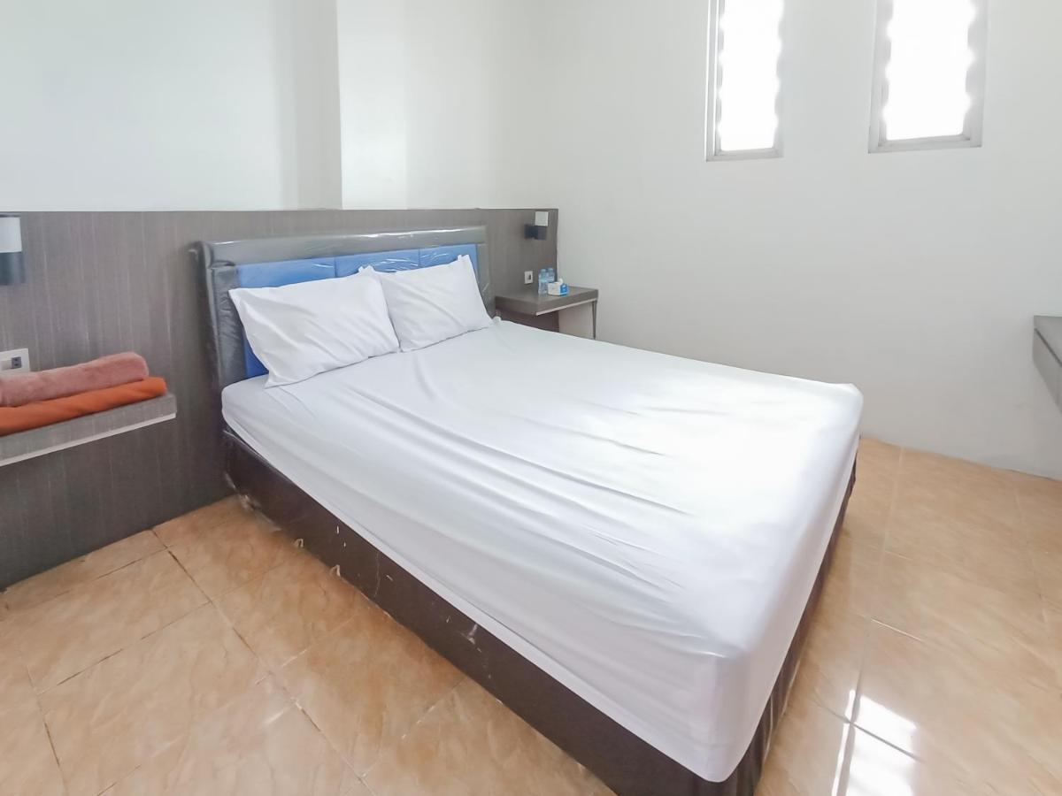 Reddoorz Syariah Near Q-Mall Banjarbaru Martapura  Ngoại thất bức ảnh