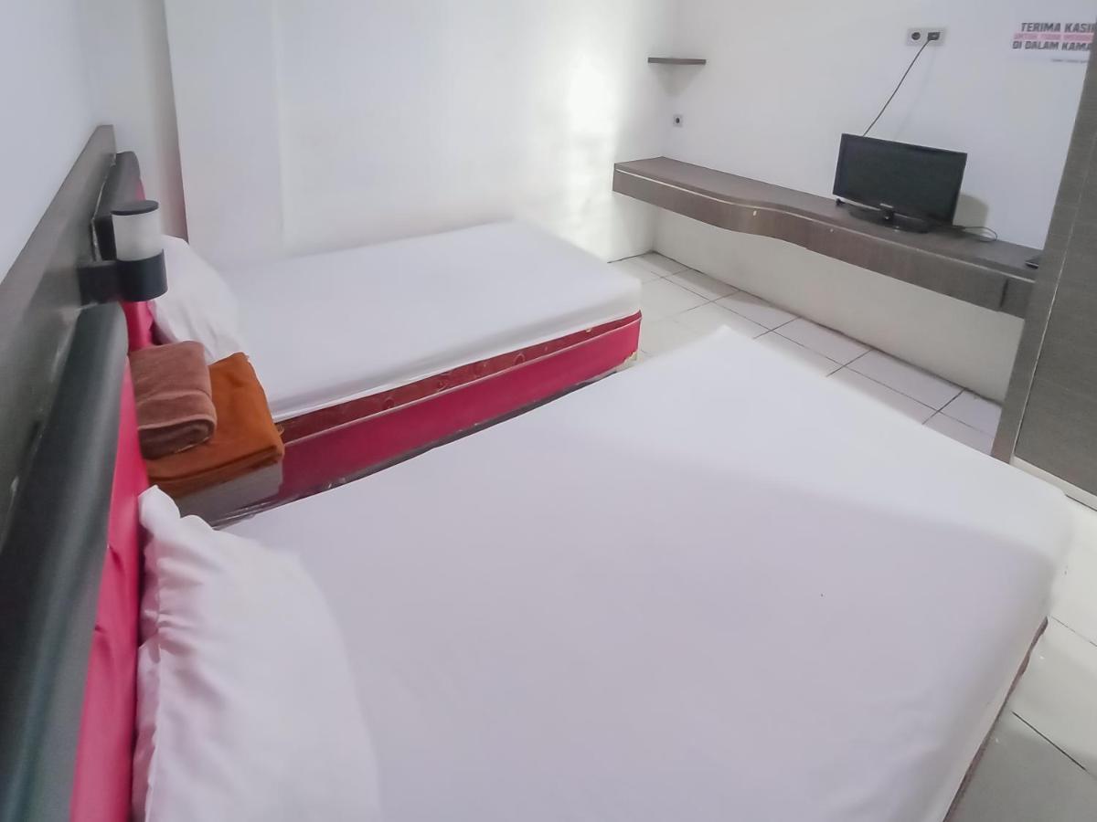 Reddoorz Syariah Near Q-Mall Banjarbaru Martapura  Ngoại thất bức ảnh